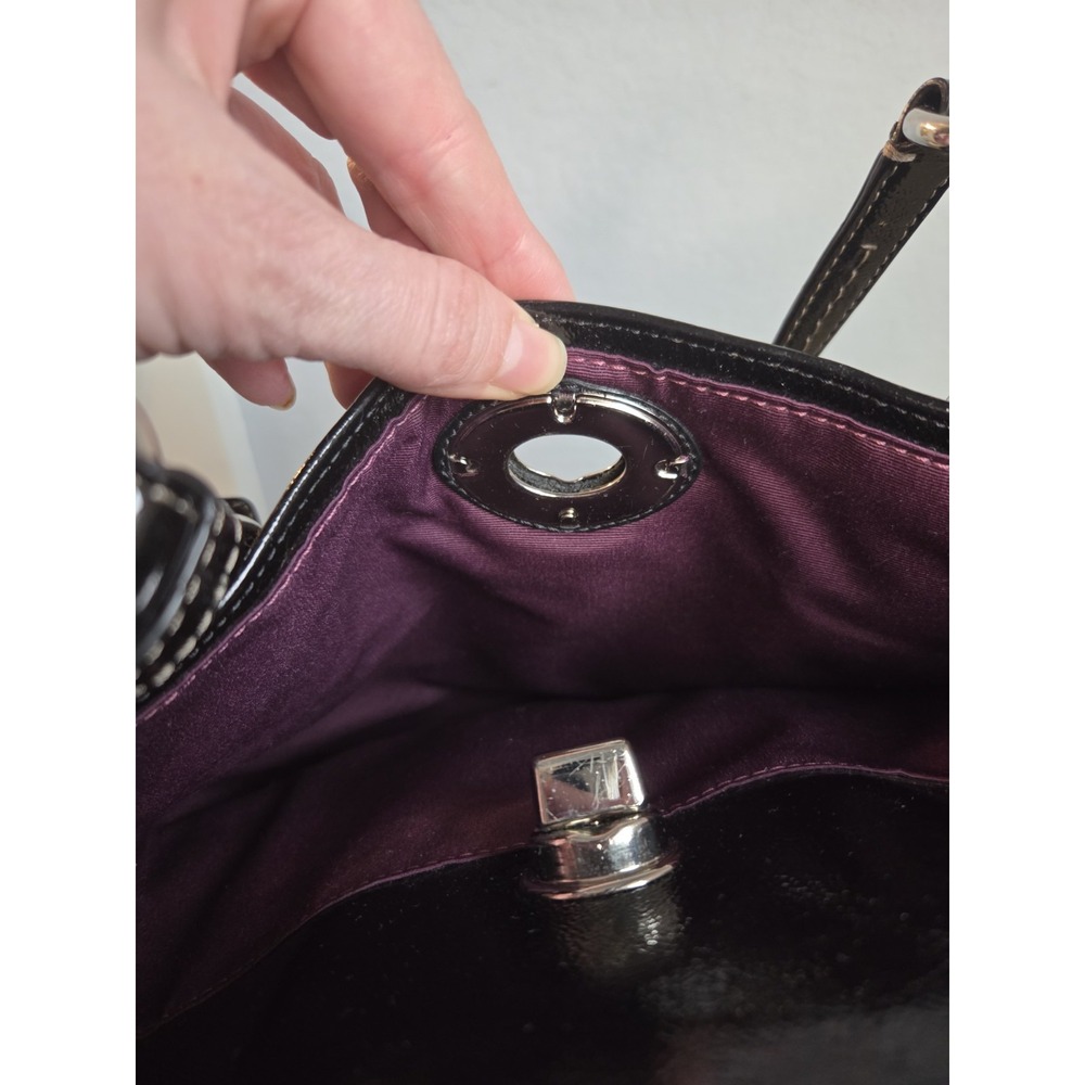 Coach Chelsea Black Patent Leather Shoulder Bag Crossbody 2009 Purple liner Y2K - Picture 4 of 9